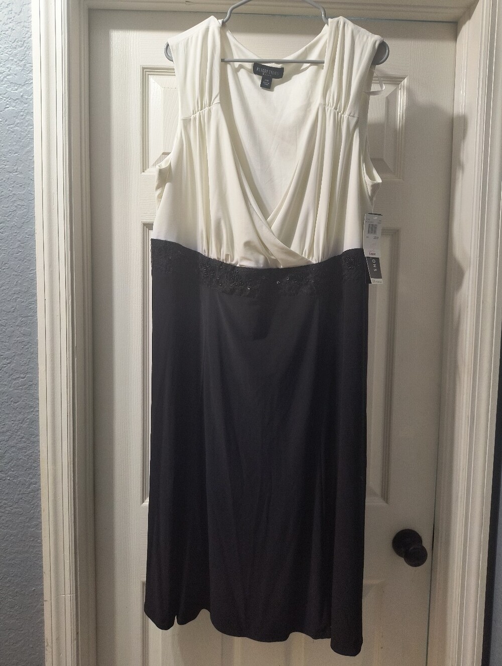 Perceptions Black and White Dress Plus sz 20W NWT